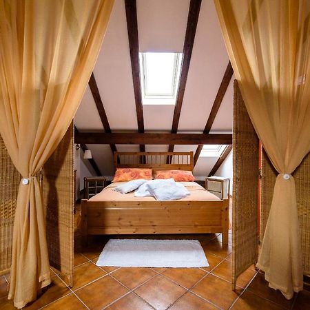 B&B Al Parco Volano Extérieur photo